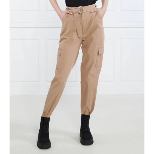 GUESS Spodnie VANESSA | Relaxed fit ze sklepu Gomez Fashion Store w kategorii Spodnie damskie - zdjęcie 185005403