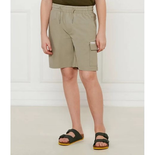 Calvin Klein Jeans Szorty Parachute | Loose fit ze sklepu Gomez Fashion Store w kategorii Spodenki chłopięce - zdjęcie 185006241
