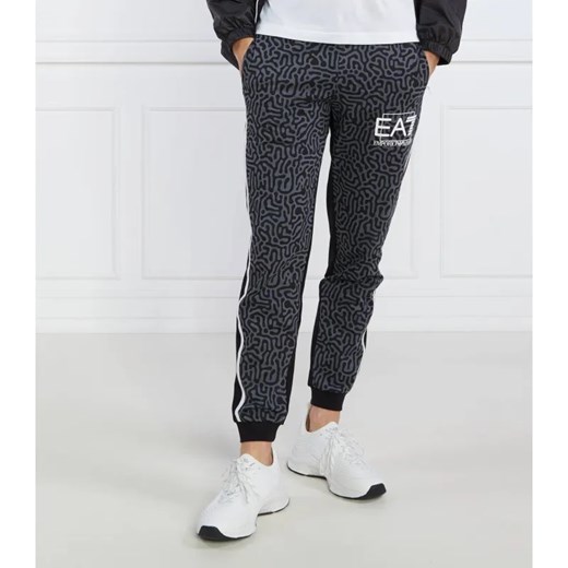 EA7 Spodnie dresowe | Regular Fit ze sklepu Gomez Fashion Store w kategorii Spodnie męskie - zdjęcie 185006920