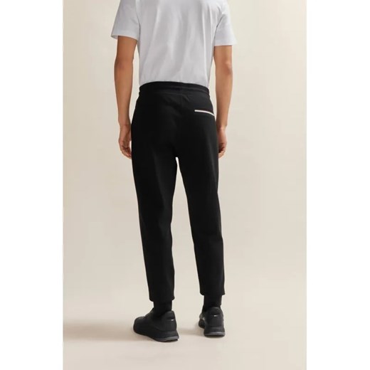 BOSS BLACK Spodnie dresowe Lamont 66 | Loose fit ze sklepu Gomez Fashion Store w kategorii Spodnie męskie - zdjęcie 185007111