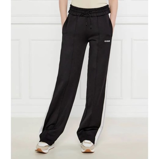 GUESS ACTIVE Spodnie dresowe YARROW | Straight fit ze sklepu Gomez Fashion Store w kategorii Spodnie damskie - zdjęcie 185008784