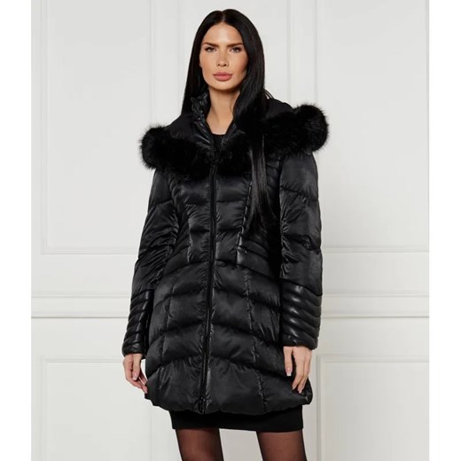 GUESS Kurtka OXANA | Slim Fit ze sklepu Gomez Fashion Store w kategorii Kurtki damskie - zdjęcie 185009272