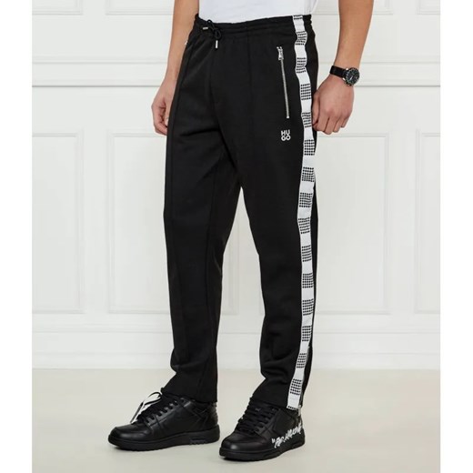 HUGO Spodnie dresowe Deyami | Relaxed fit ze sklepu Gomez Fashion Store w kategorii Spodnie męskie - zdjęcie 185009623