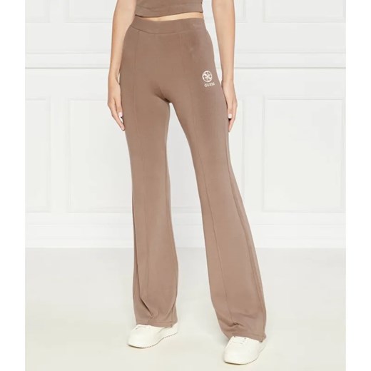 GUESS ACTIVE Spodnie dresowe ELA | Slim Fit ze sklepu Gomez Fashion Store w kategorii Spodnie damskie - zdjęcie 185009692