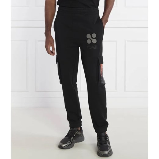 HUGO Spodnie dresowe Drisbee | Regular Fit ze sklepu Gomez Fashion Store w kategorii Spodnie męskie - zdjęcie 185010781