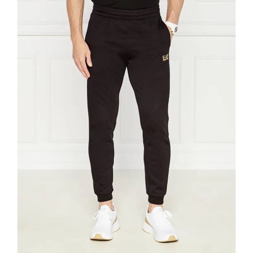 EA7 Spodnie dresowe | Slim Fit ze sklepu Gomez Fashion Store w kategorii Spodnie męskie - zdjęcie 185011991