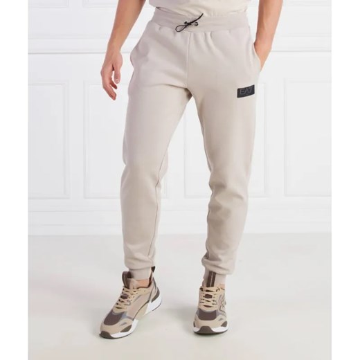 EA7 Spodnie dresowe | Regular Fit ze sklepu Gomez Fashion Store w kategorii Spodnie męskie - zdjęcie 185013042
