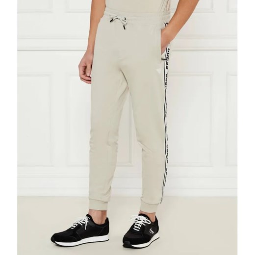 GUESS ACTIVE Spodnie dresowe NEW ARLO | Regular Fit ze sklepu Gomez Fashion Store w kategorii Spodnie męskie - zdjęcie 185014794
