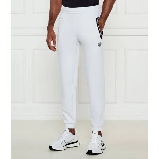 EA7 Spodnie dresowe | Regular Fit ze sklepu Gomez Fashion Store w kategorii Spodnie męskie - zdjęcie 185015401