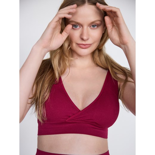 Reserved - Bezszwowy top w stylu sportowym - bordowy ze sklepu Reserved w kategorii Bluzki damskie - zdjęcie 185043200