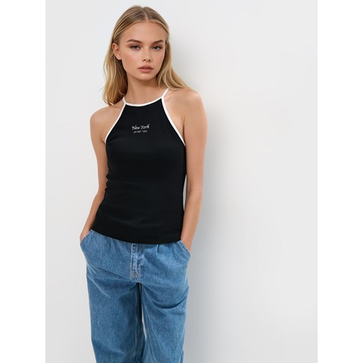 Mohito - Czarny top z dekoltem halter - czarny ze sklepu Mohito w kategorii Bluzki damskie - zdjęcie 185044854
