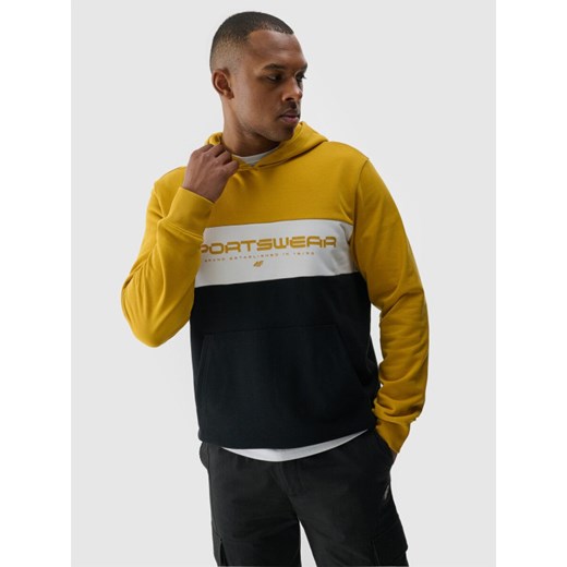 Męska bluza dresowa nierozpinana bez kaptura 4F 4FWSS24TSWSM1032 - żółta ze sklepu Sportstylestory.com w kategorii Bluzy męskie - zdjęcie 185050063