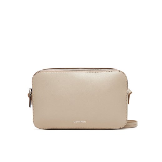 Torebka Calvin Klein Foil Logo Elongated Camera Bag LV04F3276G Beżowy ze sklepu eobuwie.pl w kategorii Listonoszki - zdjęcie 185055932