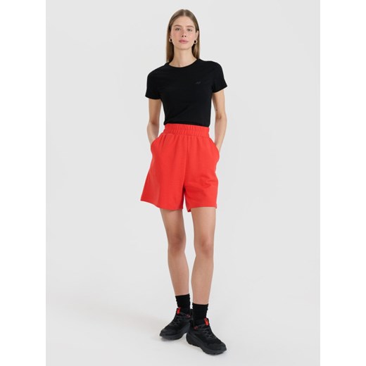Damskie spodenki dresowe 4F 4FWMM00TSHOF771 - czerwone ze sklepu Sportstylestory.com w kategorii Szorty - zdjęcie 185062500