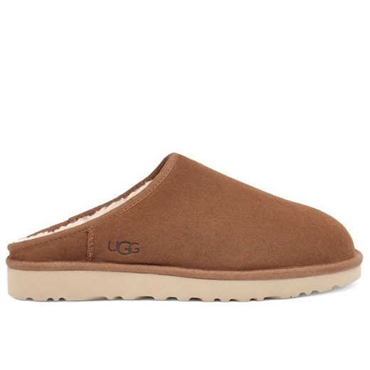 Buty męskie Ugg Classic Slip-On 1129290-CHE - brązowe ze sklepu streetstyle24.pl w kategorii Kapcie męskie - zdjęcie 185068712