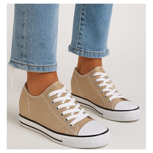 Złote trampki sneakersy na niskim koturnie /A6-3 13520 G099/ ze sklepu Pantofelek24.pl w kategorii Trampki damskie - zdjęcie 185070104