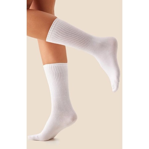 Wysokie skarpetki damskie sportowe białe SW066, Kolor biały, Rozmiar 35-38, Gabriella ze sklepu Primodo w kategorii Skarpetki damskie - zdjęcie 185072462