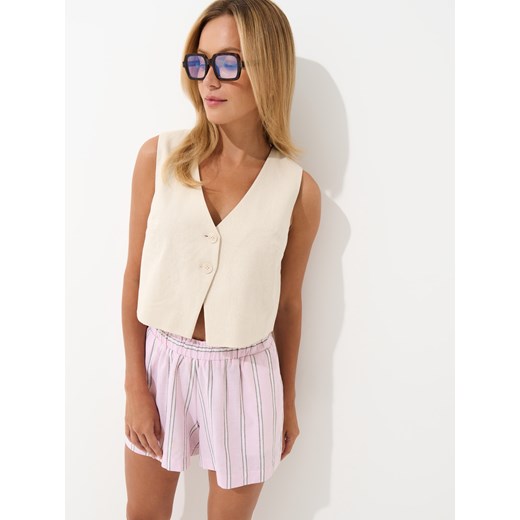 Mohito - Pastelowe szorty z bawełny bambusowej - różowy ze sklepu Mohito w kategorii Szorty - zdjęcie 185136582