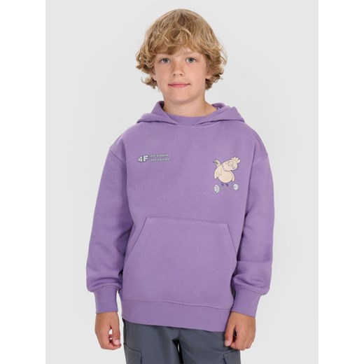 Chłopięca bluza nierozpinana z kapturem 4F 4FJRAW25TSWSM2447 - fioletowa ze sklepu Sportstylestory.com w kategorii Bluzy chłopięce - zdjęcie 185137894