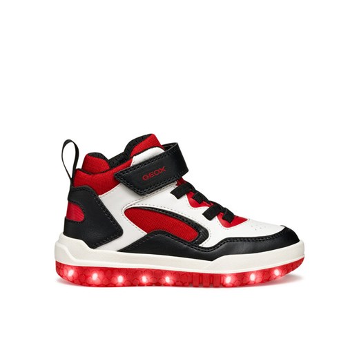 Sneakersy Geox J Buzzerlight J56MCC 054FU C0050 DD Biały ze sklepu eobuwie.pl w kategorii Buty sportowe dziecięce - zdjęcie 185140351