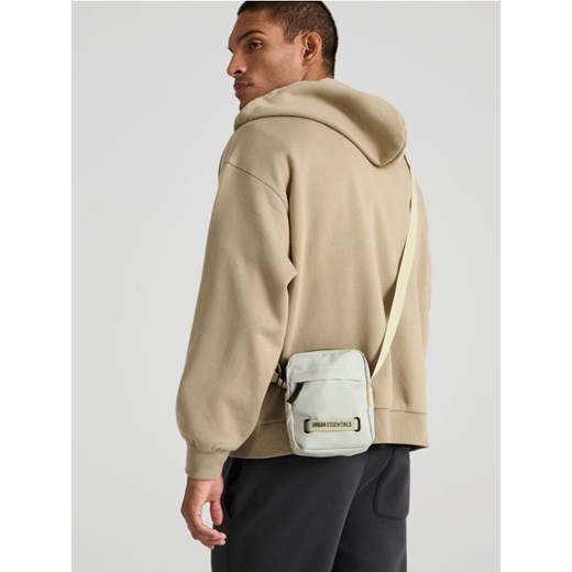 Sinsay - Saszetka crossbag - beżowy Sinsay One Size Sinsay okazyjna cena