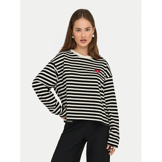 ONLY Bluzka Livina 15359682 Czarny Regular Fit ze sklepu MODIVO w kategorii Bluzki damskie - zdjęcie 185371740