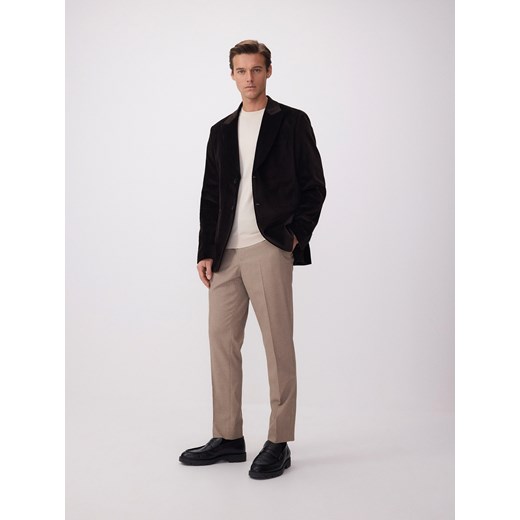Reserved - Spodnie chino slim z kantem - beżowy Reserved 32 Reserved promocja
