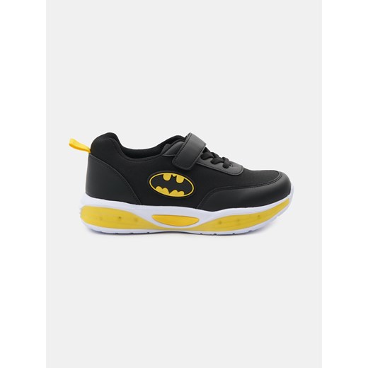 Sinsay - Sneakersy LED z elastycznymi sznurówkami Batman - czarny Sinsay 33 Sinsay
