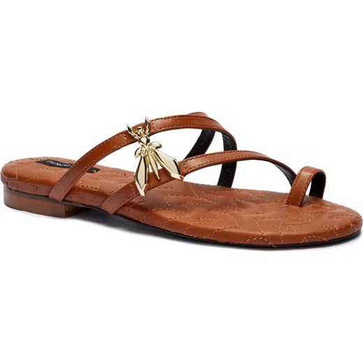 Patrizia Pepe Skórzane klapki ze sklepu Gomez Fashion Store w kategorii Klapki damskie - zdjęcie 185378440