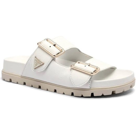 Guess Skórzane klapki FASTEN ze sklepu Gomez Fashion Store w kategorii Klapki damskie - zdjęcie 185379362