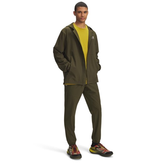 Męskie spodnie treningowe Under Armour UA Vibe Woven Pants - khaki ze sklepu Sportstylestory.com w kategorii Spodnie męskie - zdjęcie 185395443