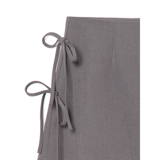 Cropp - Szara spódniczka mini z wiązaniami - szary Cropp M Cropp