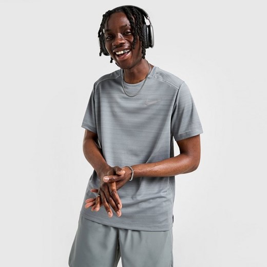 NIKE T-SHIRT M NK DF MILER SS ze sklepu JD Sports  w kategorii T-shirty męskie - zdjęcie 185408234