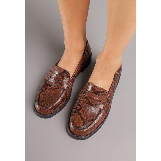 Brązowe Mokasyny z Wężowym Motywem Latanna Renee 39 renee.pl