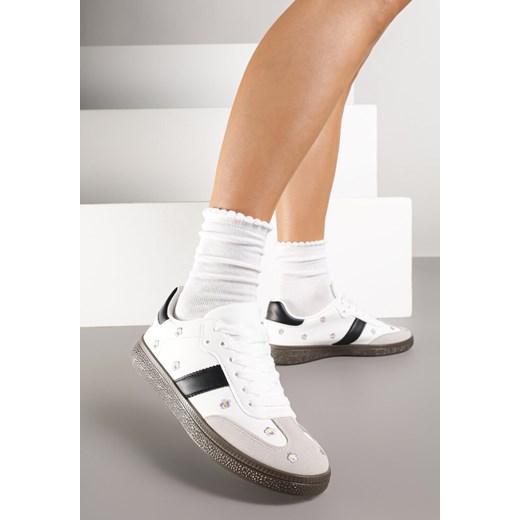 Białe Sneakersy Typu Tenisówki z Kwiatkami Reisare ze sklepu born2be.pl w kategorii Buty sportowe damskie - zdjęcie 185421733