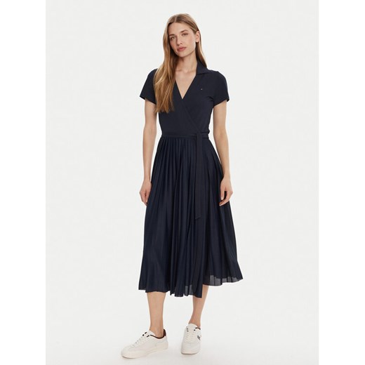 Tommy Hilfiger Sukienka codzienna 1985 WW0WW45733 Granatowy Regular Fit ze sklepu MODIVO w kategorii Sukienki - zdjęcie 185444064