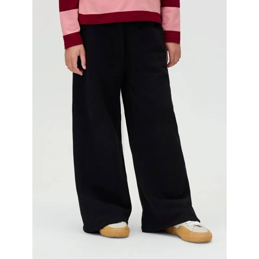 Calvin Klein Jeans Spodnie dresowe | Loose fit ze sklepu Gomez Fashion Store w kategorii Spodnie dziewczęce - zdjęcie 185444644