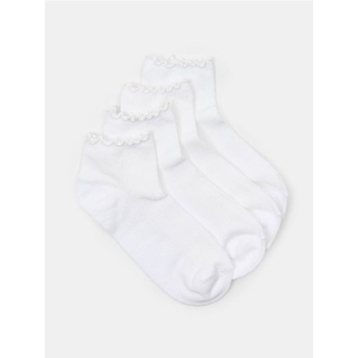 Sinsay - Skarpetki z falbaną 4 pack - biały ze sklepu Sinsay w kategorii Skarpetki damskie - zdjęcie 185461903