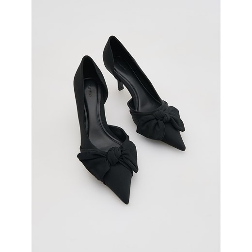 Reserved - Czółenka z kokardkami - czarny Reserved 37 Reserved
