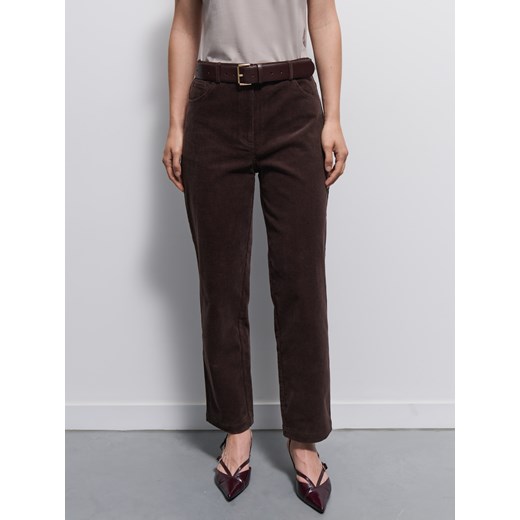 Mohito - Sztruksowe czekoladowe spodnie - ciemno brązowy Mohito 38 Mohito