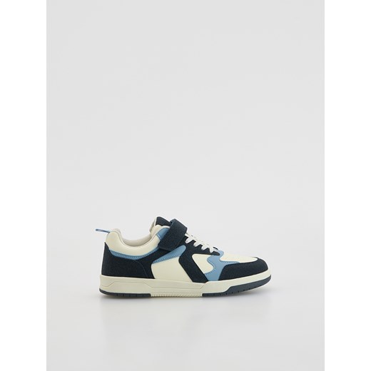 Reserved - Buty na rzepy - granatowy ze sklepu Reserved w kategorii Buty sportowe dziecięce - zdjęcie 185474352