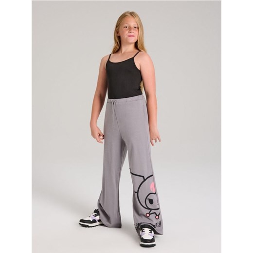 Sinsay - Spodnie wide leg z nadrukiem Hello Kitty - szary ze sklepu Sinsay w kategorii Spodnie dziewczęce - zdjęcie 185486444