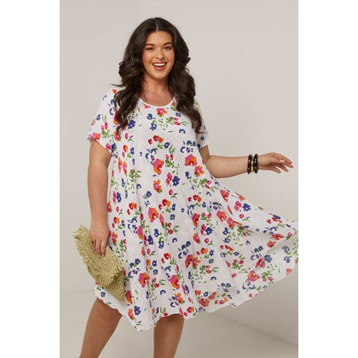 Curvy Lady Sukienka w kolorze białym ze sklepu Limango Polska w kategorii Sukienki - zdjęcie 185487841