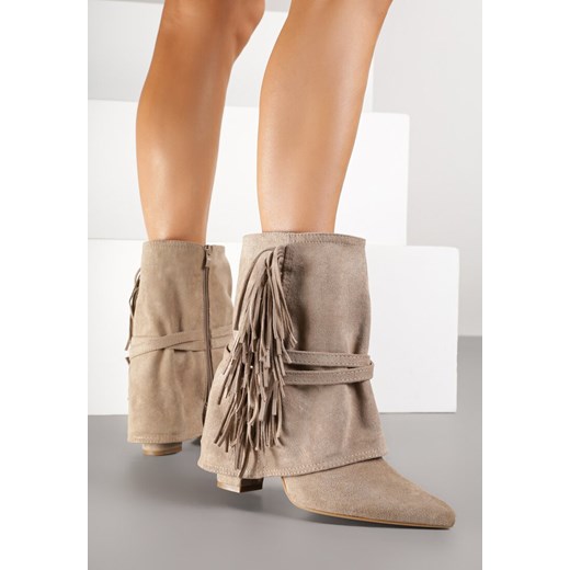 Ciemnobeżowe Botki w Stylu Boho z Wywiniętą Cholewką i Frędzlami Harile 41 born2be.pl