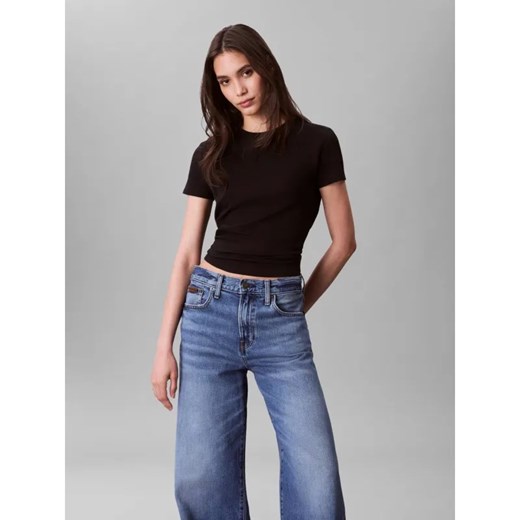 Calvin Klein T-shirt | Slim Fit ze sklepu Gomez Fashion Store w kategorii Bluzki damskie - zdjęcie 185497081
