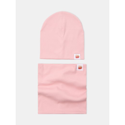 Sinsay - Prążkowana czapka z kominem i ozdobną naszywką - różowy Sinsay S Sinsay