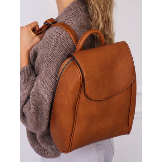 PLECAK Z IMITACJI SKÓRY- BRĄZOWY Olika uniwersalny olika.com.pl