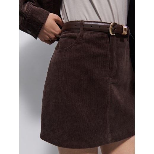 Mohito - Sztruksowa czekoladowa spódnica mini - ciemno brązowy Mohito 40 Mohito