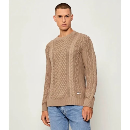 Tommy Jeans Sweter | Slim Fit ze sklepu Gomez Fashion Store w kategorii Swetry męskie - zdjęcie 185515144
