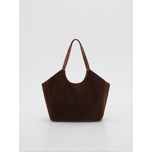 Reserved - Torebka shopper z imitacji zamszu - brązowy ze sklepu Reserved w kategorii Torby Shopper bag - zdjęcie 185541751
